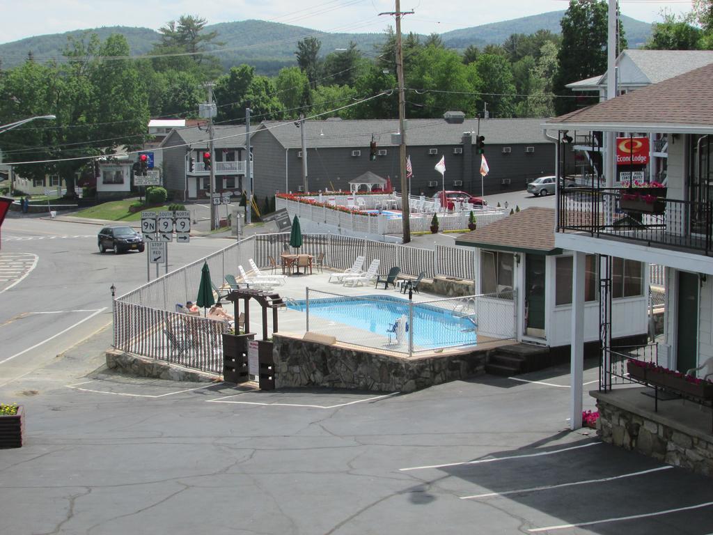 The Lake George Inn מראה חיצוני תמונה